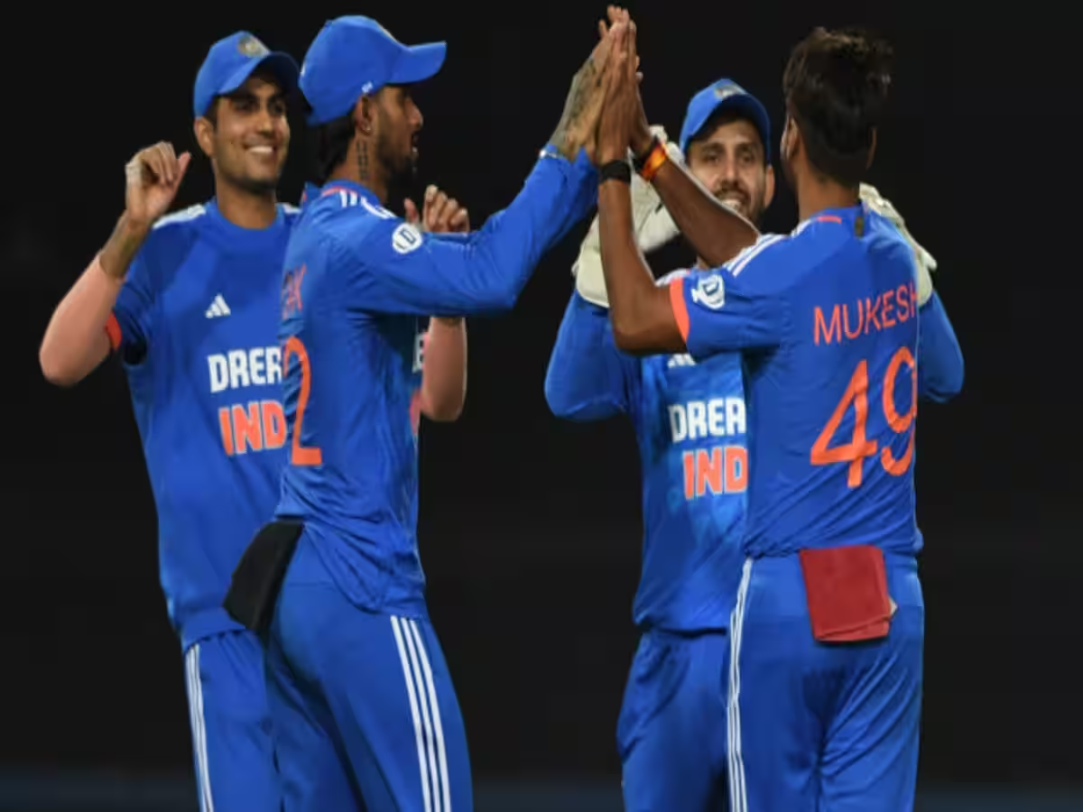 India thrashed South Africa in Third T20: శతకంతో చితక్కొట్టిన సూర్య, కుల్‌దీప్‌ దెబ్బకు కుదేలు ఐన దక్షిణా ఆఫ్రికా