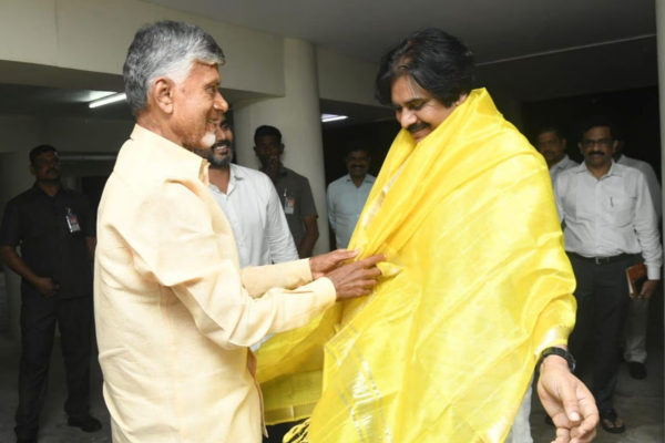 CBN and Pawan Dinner Politics: చంద్రబాబు, పవన్ కళ్యాణ్ మరో కీలక భేటీ! ఉమ్మడి మేనిఫెస్టో, సీట్ల సర్దుబాటుపై చర్చలు!