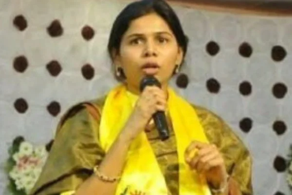 Akhila Priya Arrest: టీడీపీ మాజీ మంత్రి భూమా అఖిల ప్రియ అరెస్ట్