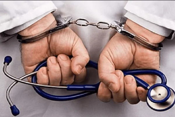 Negligent Doctors: నిర్లక్ష్యపు డాక్టర్లకు ఐదేళ్ల జైలు శిక్ష.. కొత్త చట్టానికి కేంద్రం గ్రీన్ సిగ్నల్
