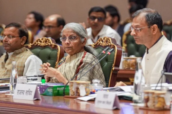 GST Council meeting: జీఎస్టీ కౌన్సిల్ భేటీలో కీలక నిర్ణయాలు